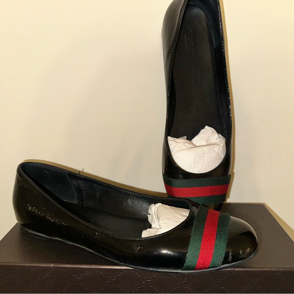 Gucci Black Flats